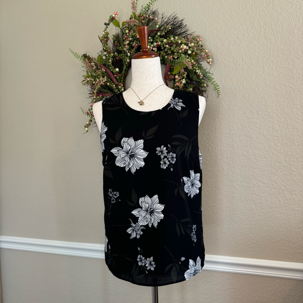 Banana Republic Factory Outlet Black/Floral Sleeveless Blouse
